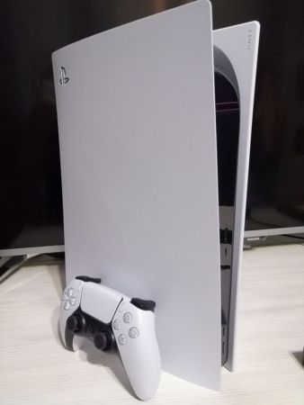 Игровая приставка Sony PlayStation 5 с Дисководом